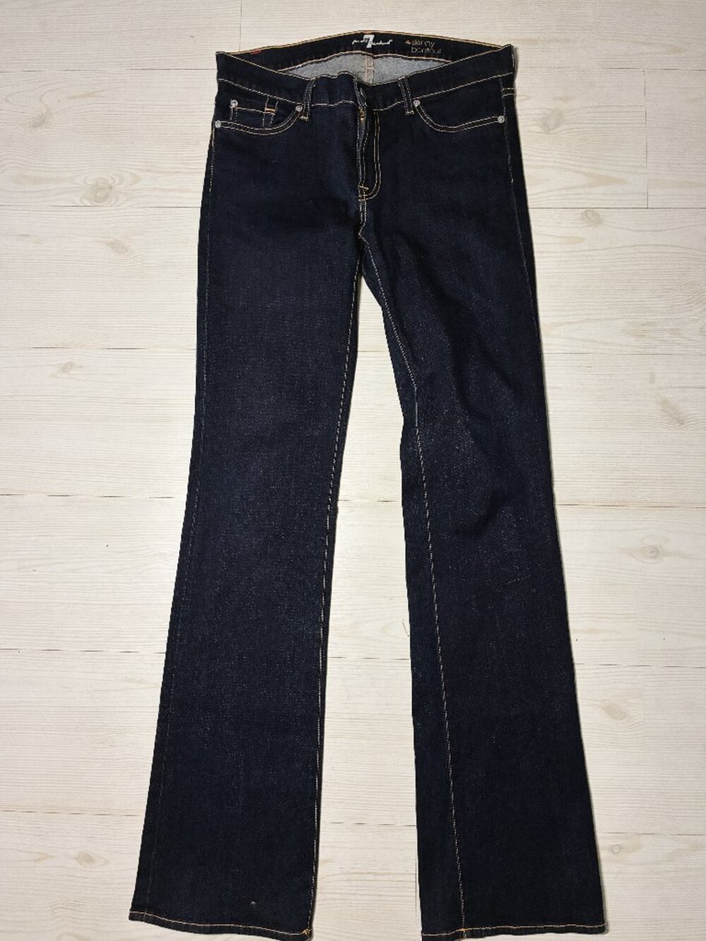 7 For All Mankind Skinny Bootcut Jeans Dark Wash Blue Size 31 (NWOT)